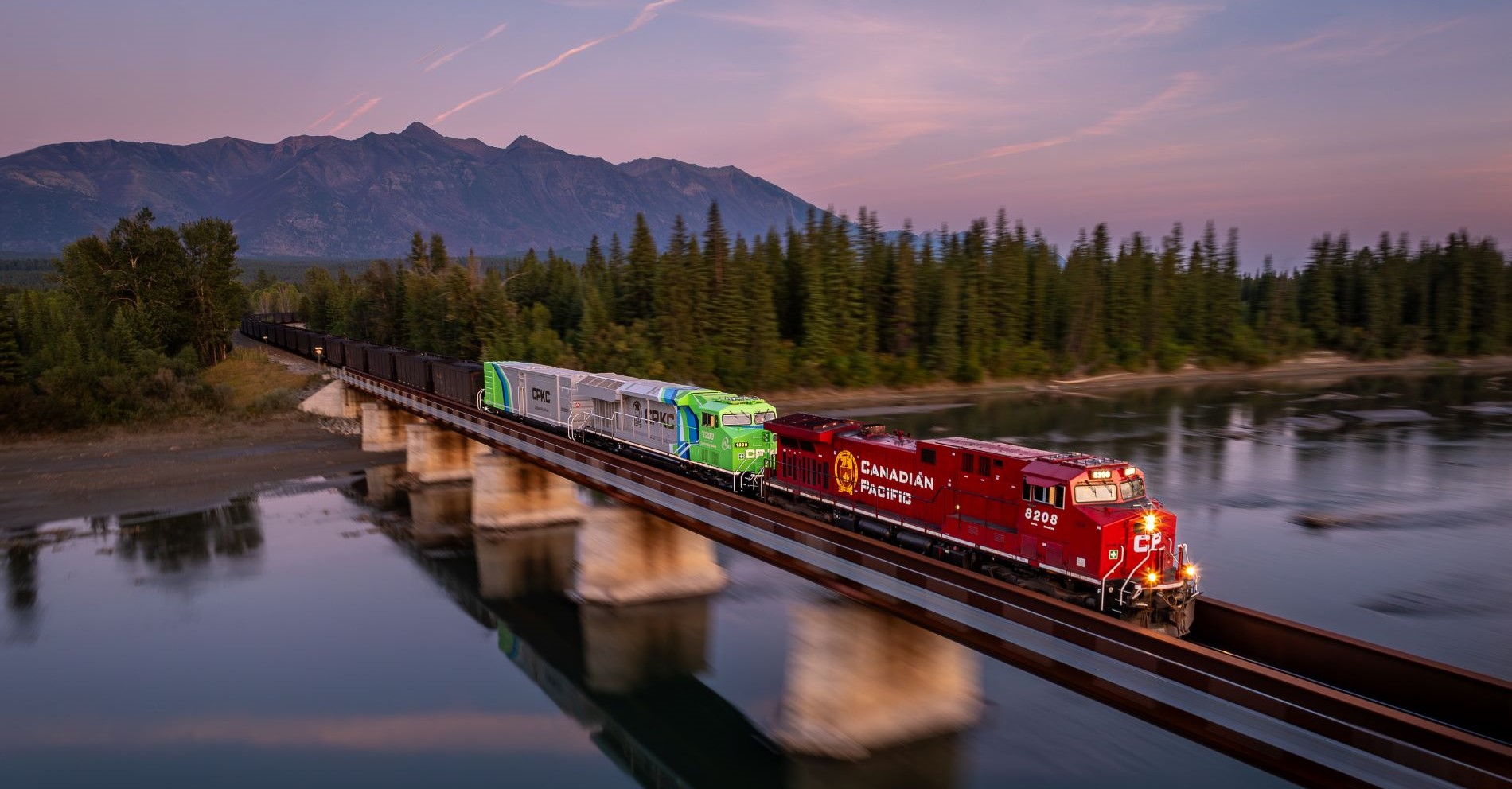 Hydrogen Locomotive Pilot Now Underway in the Elk Valley  